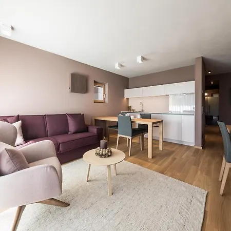 Apartment Lamondis *