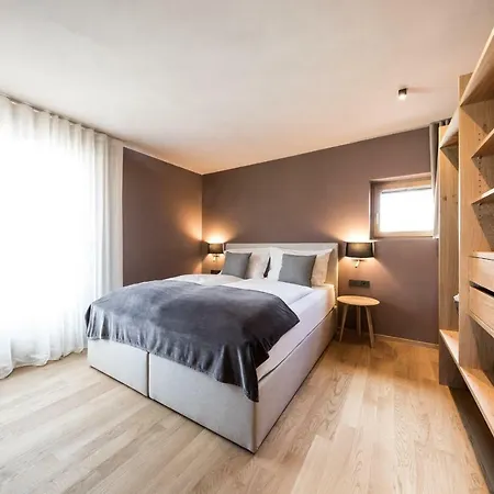 Lamondis Apartment *